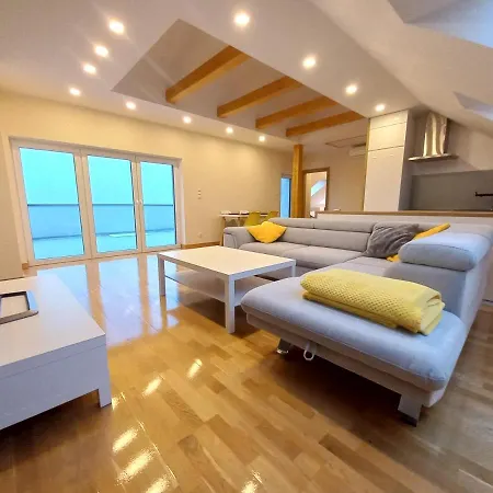 Апартаменты Apartament Lusowo